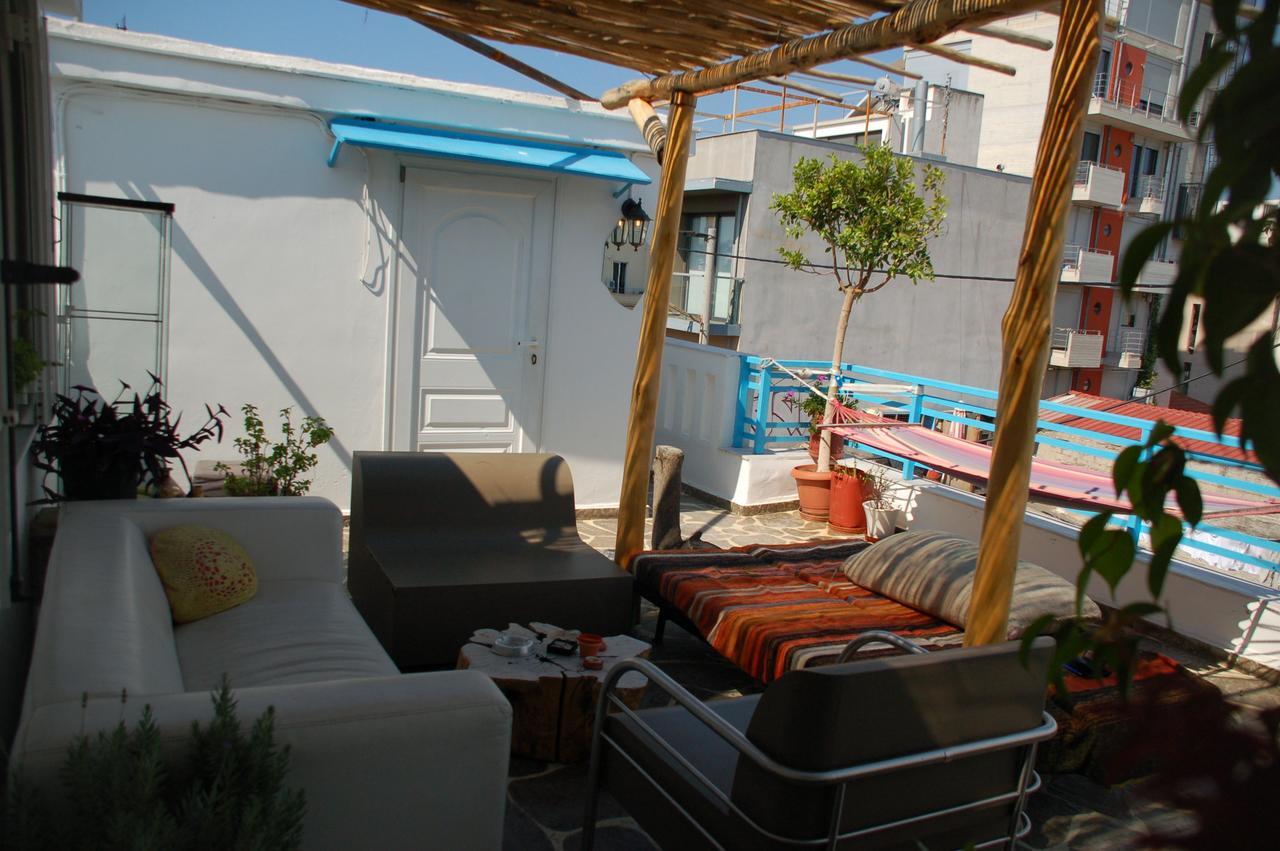 The House Hostel Атина Екстериор снимка